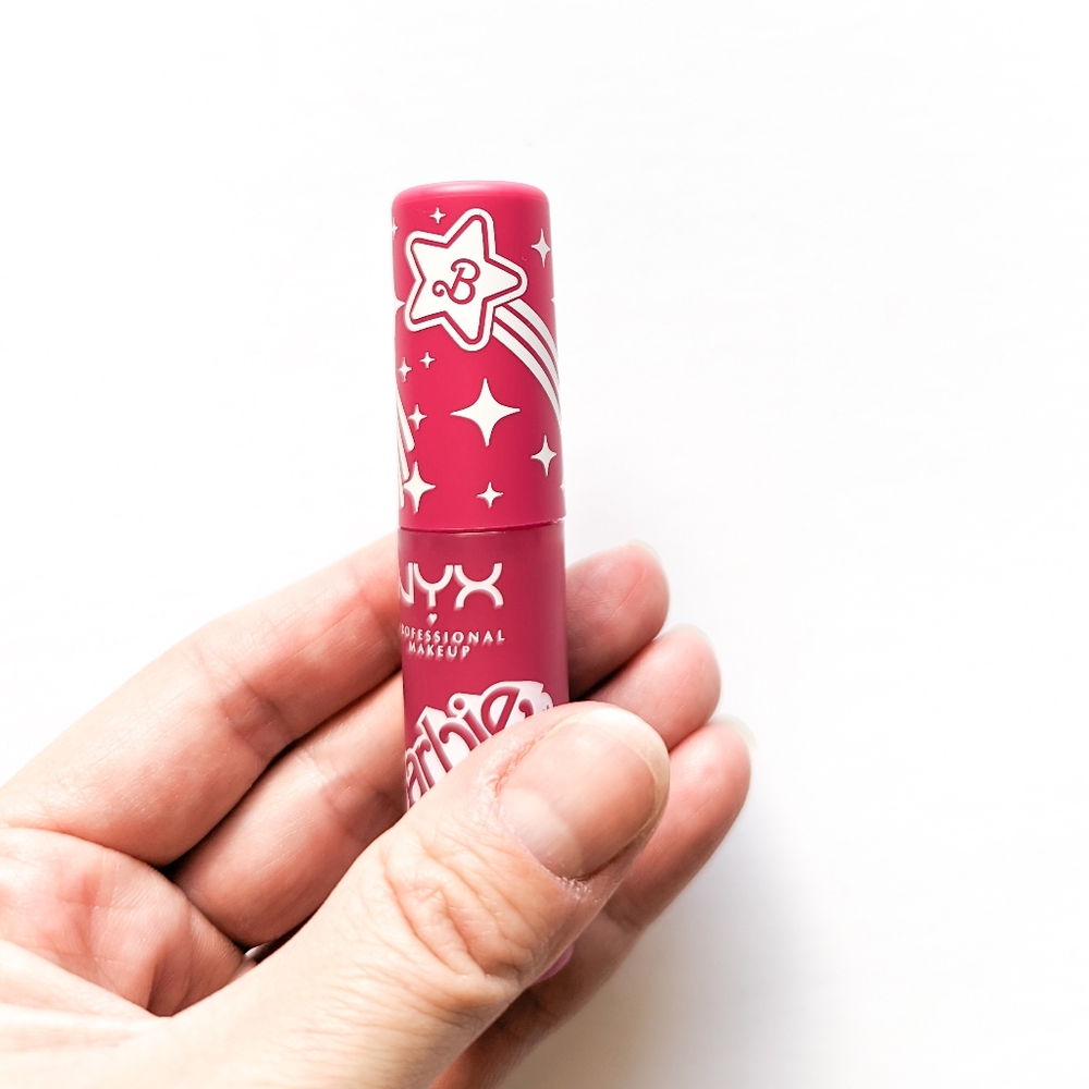 SET Barbie Movie Collection x NYX Smooth Whip Matte Lip Cream - Limited Edition - Picture 6 of 15